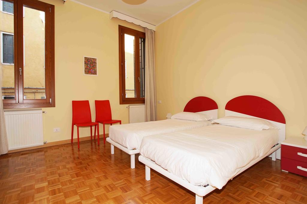 Ca' Geremia Apartment Venice Room photo